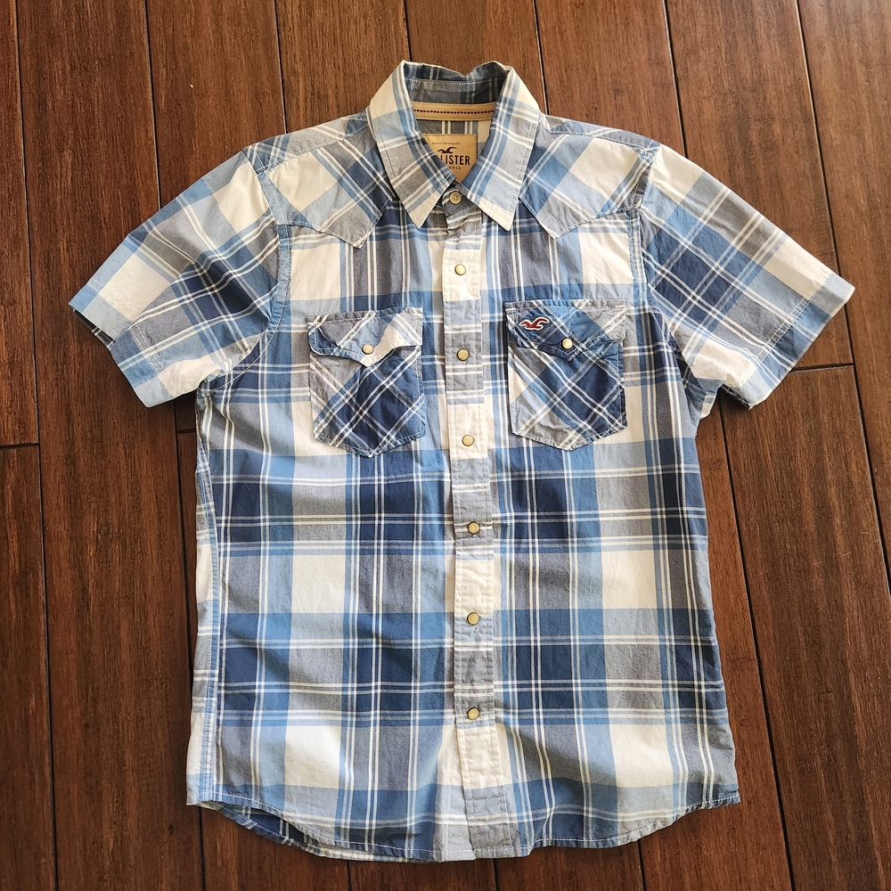 Hollister Blue and White Checkered Button Down Shirt